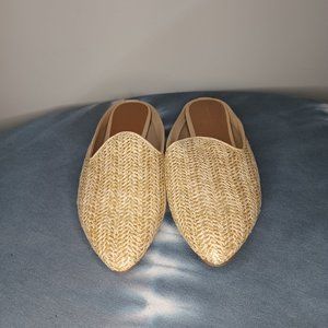 UNIVERSAL THREADS woven slide on dress shoes
